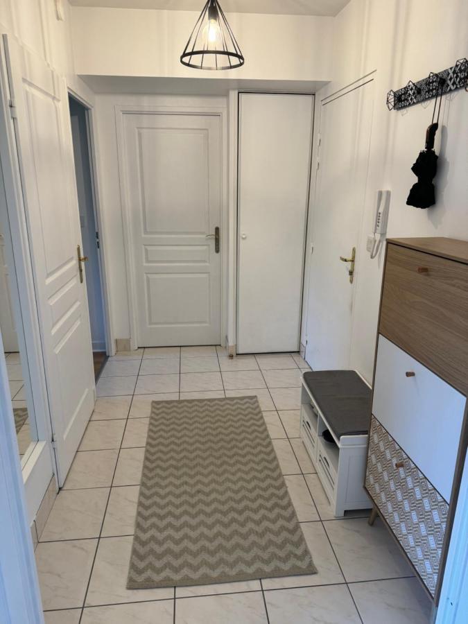 Appartement Centre Avec Balcon Parking Prive Orléans Esterno foto